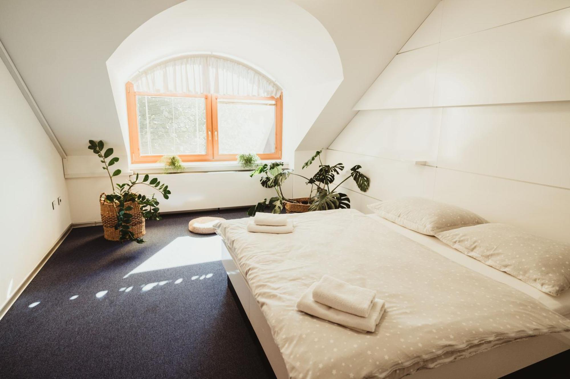 Hotel U Racka Ostrožská Nová Ves Bagian luar foto