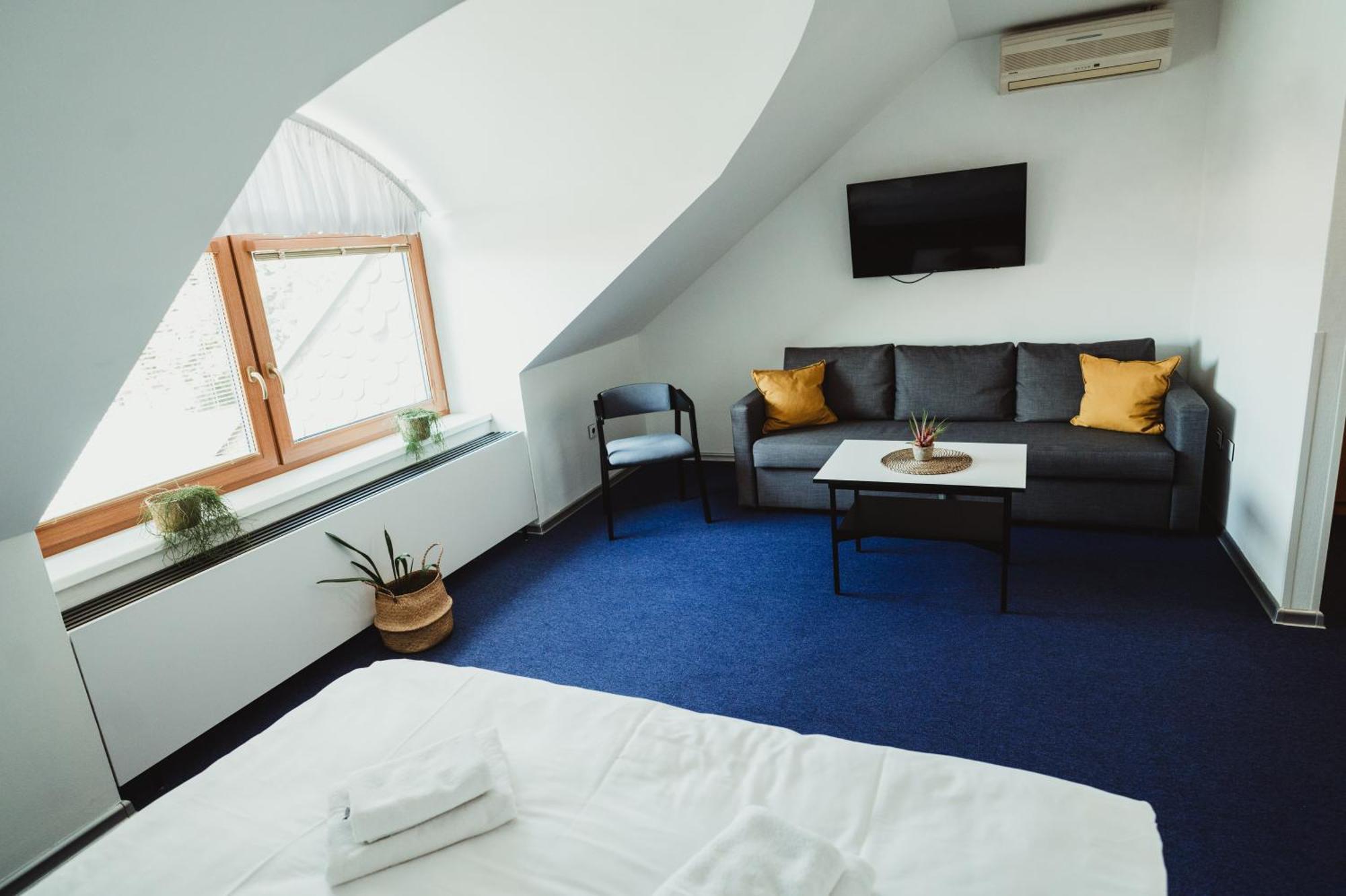 Hotel U Racka Ostrožská Nová Ves Bagian luar foto