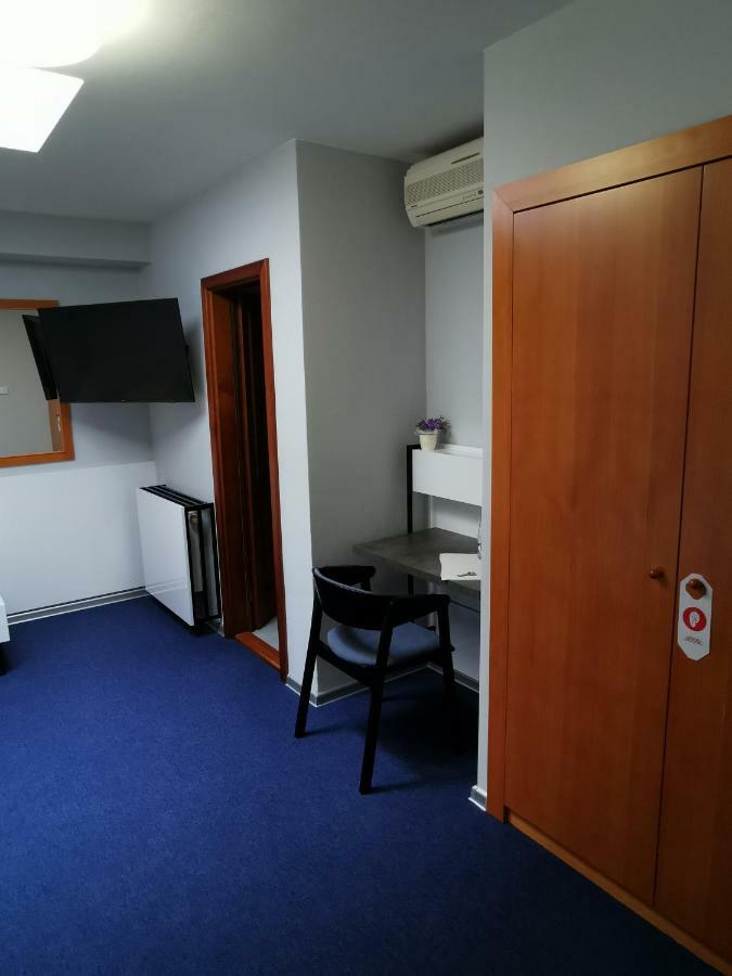 Hotel U Racka Ostrožská Nová Ves Bagian luar foto