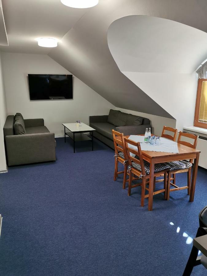 Hotel U Racka Ostrožská Nová Ves Bagian luar foto